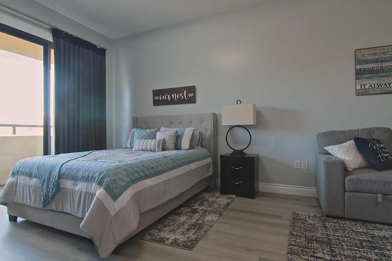 Newly Renovated Modern Condo Las Vegas